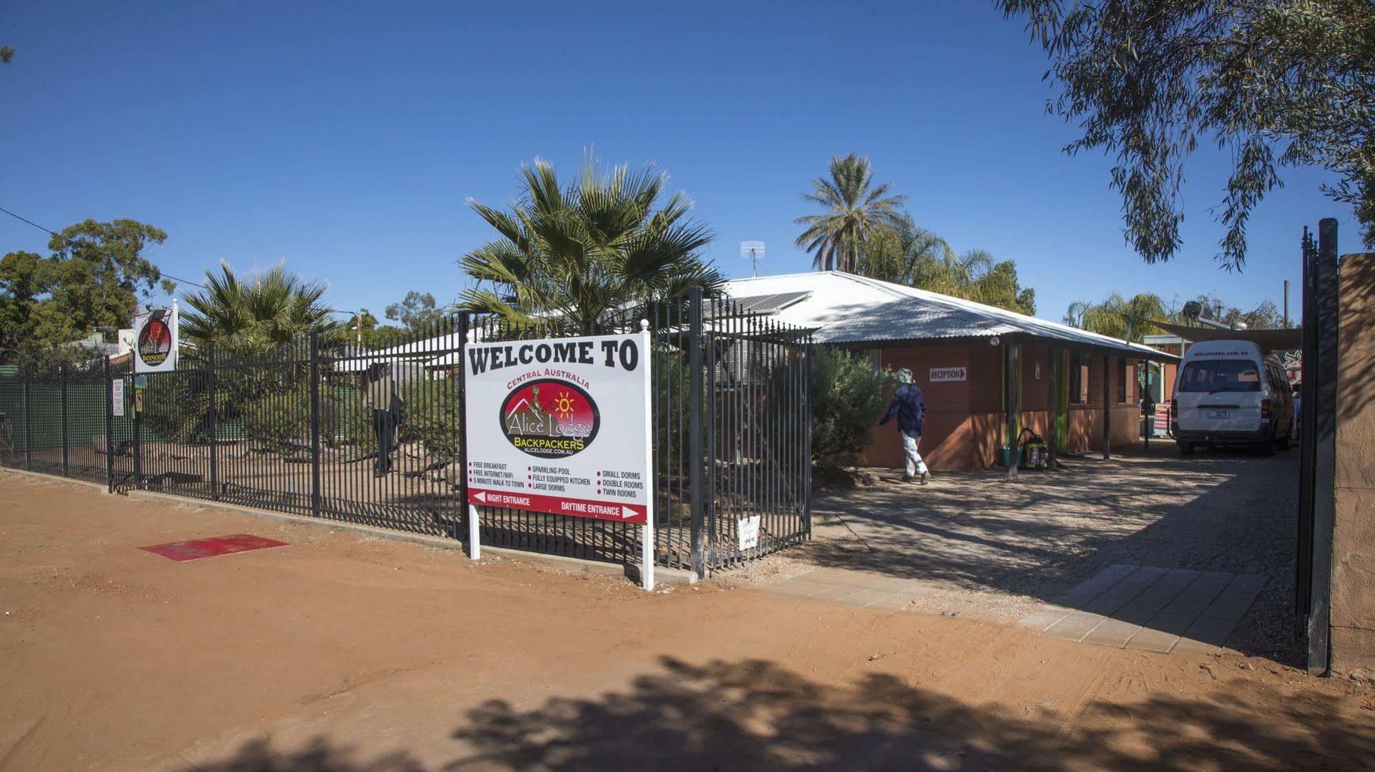 Alice Lodge Alice Springs Exterior photo